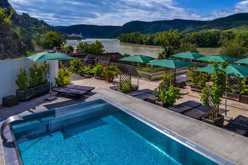 Gartenhotel & Weingut Pfeffel