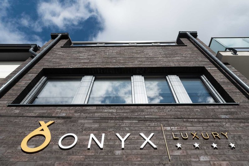 Onyx Luxury WEBHOTELS